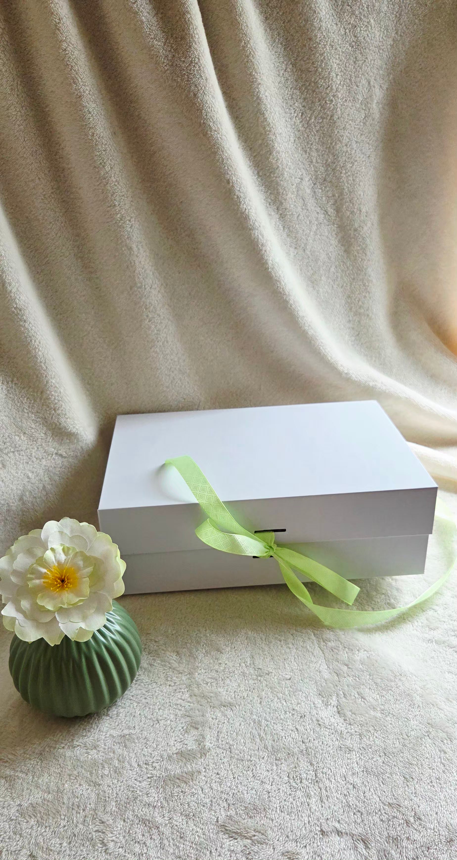 Relax & Care Gift Box