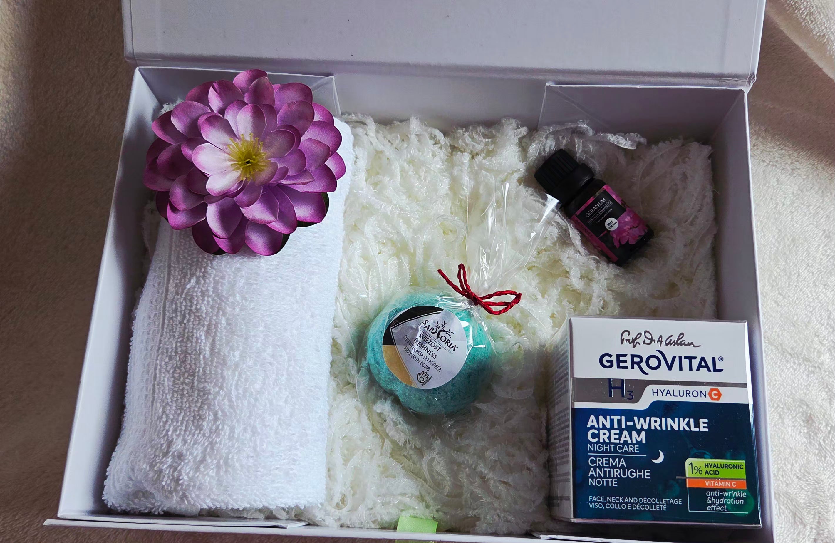 Relax & Care Gift Box