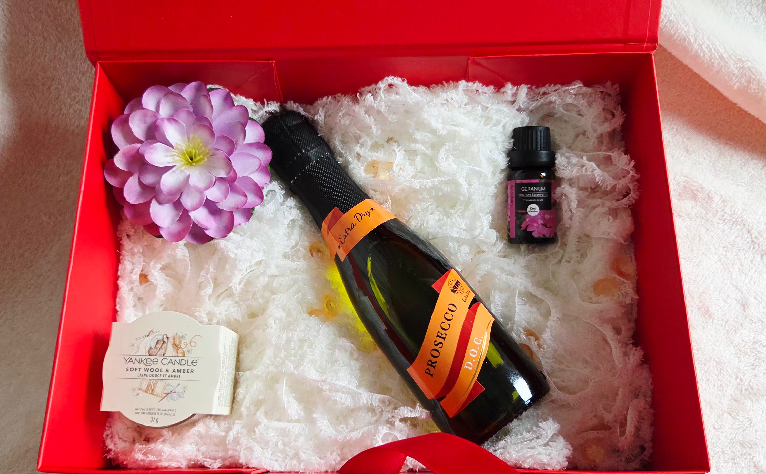 “Relax & Sparkle” Gift Box